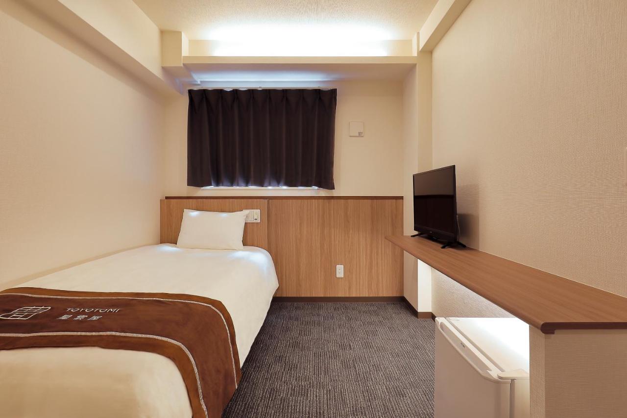 Ostay Namba Minami Hotel Toyotomi Skybird Osaka Bagian luar foto